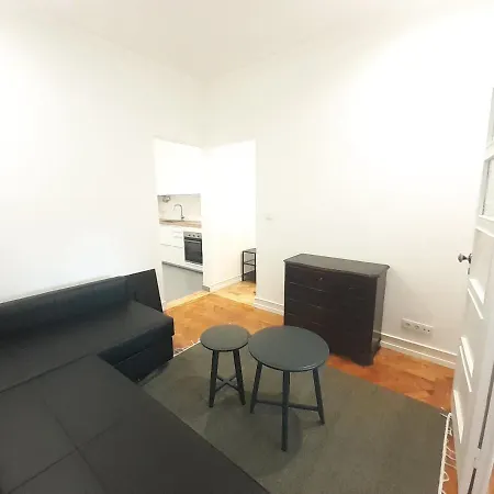New Flat Near River And The Heart Of Lisbon *